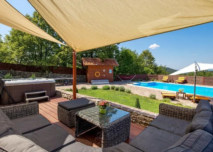 Villa Lisac By Guide *